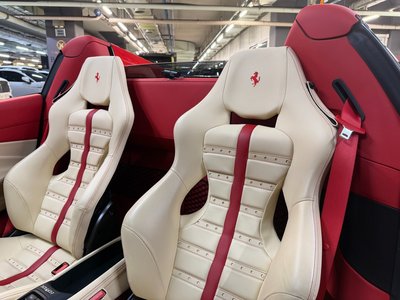 FERRARI F8 SPIDER - 10