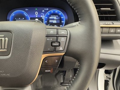 TOYOTA CROWN SPORT - 10