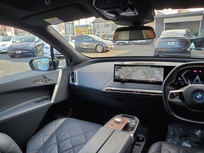 2022 BMW IX thumbnail 18