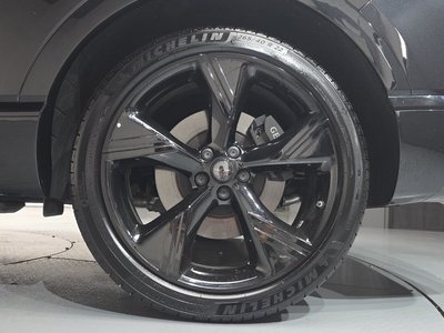2025 Genesis GV80 photo 8