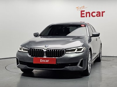 2023 BMW 5 SERIES 照片 2