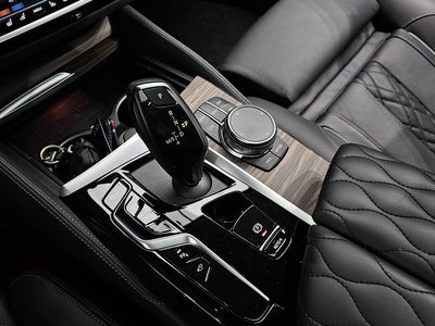 2023 BMW 5 SERIES 缩略图 12