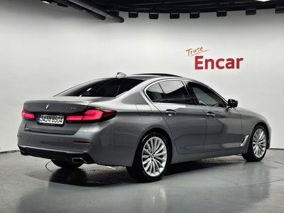 2023 BMW 5 SERIES 照片 3