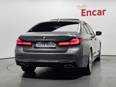 2023 BMW 5 SERIES 照片 4