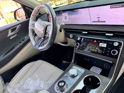 GENESIS GV80 - 5