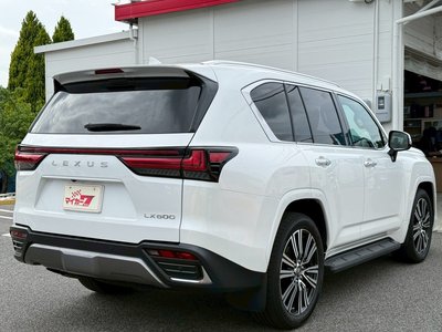 LEXUS LX - 8