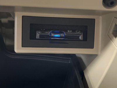 TOYOTA LAND CRUISER PRADO - 8