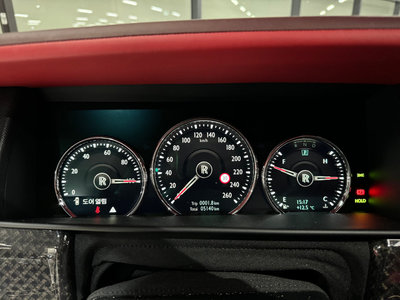 ROLLS-ROYCE CULLINAN - 6