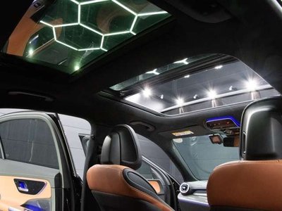 MERCEDES-BENZ C-CLASS - 9