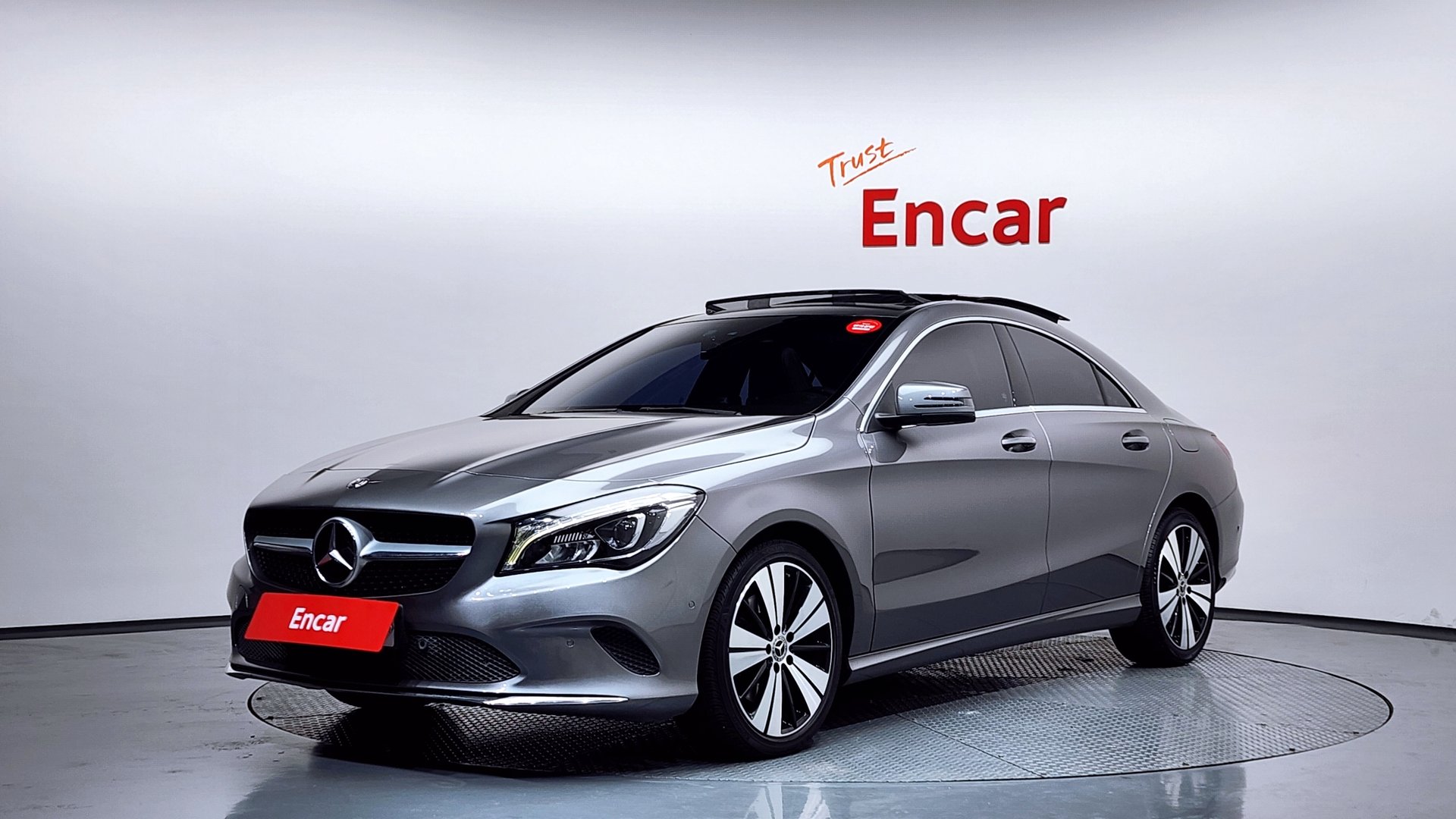 MERCEDES-BENZ CLA - View 1