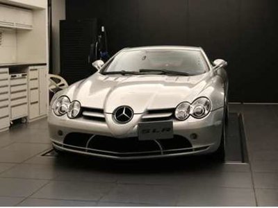 MERCEDES-BENZ SLR MCLAREN - 1