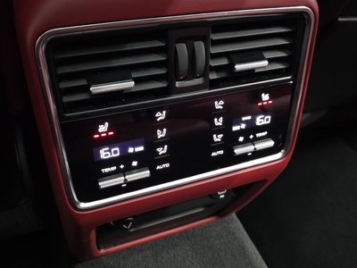 2023 Porsche CAYENNE 缩略图 19