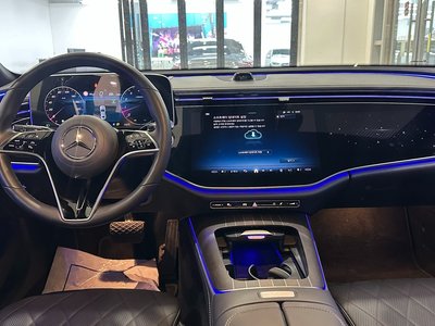 MERCEDES-BENZ E-CLASS - 5