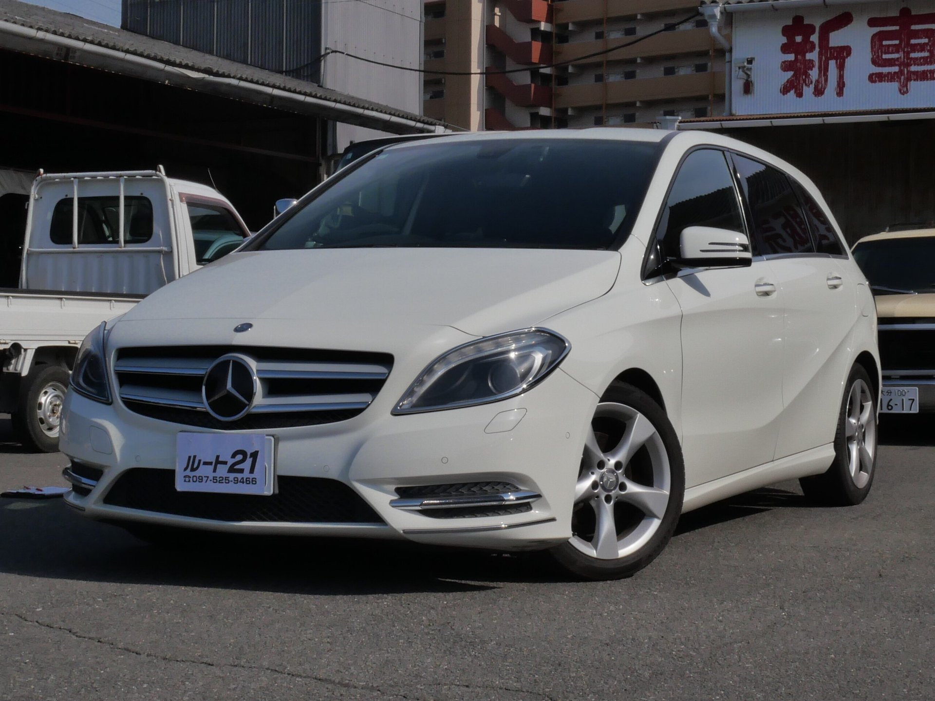 MERCEDES-BENZ B-CLASS - View 1