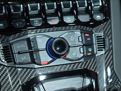 2020 Lamborghini AVENTADOR ROADSTER — миниатюра 50