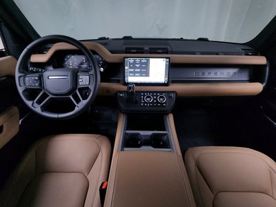 LAND ROVER DEFENDER - 5