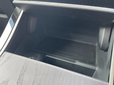 2024 LAND Rover RANGE ROVER VELAR — миниатюра 28