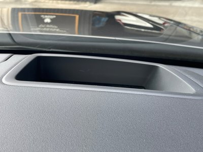 2024 LAND Rover RANGE ROVER VELAR — миниатюра 29