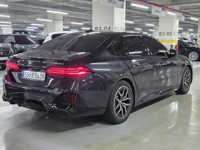 BMW 5 SERIES - 7