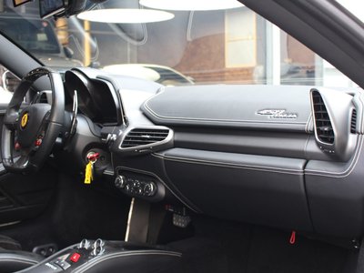 2013 FERRARI 458 ITALIA — миниатюра 26