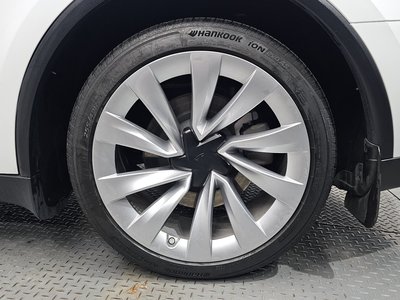 2025 Tesla MODEL Y 照片 8