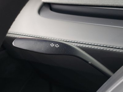 2025 Tesla MODEL Y — миниатюра 22