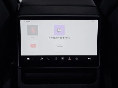 2025 Tesla MODEL Y — миниатюра 31
