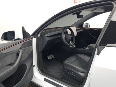 2025 Tesla MODEL Y — миниатюра 13