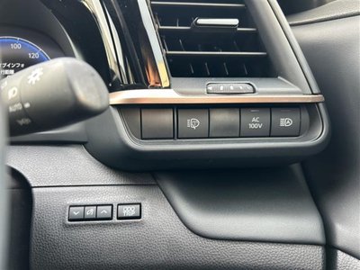 TOYOTA CROWN SPORT - 9