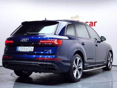 AUDI Q7 - 3