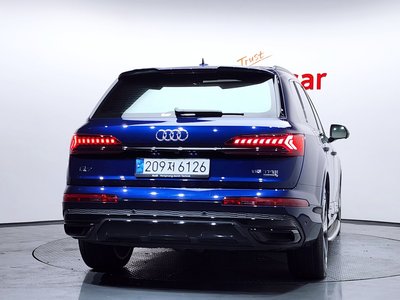 AUDI Q7 - 4