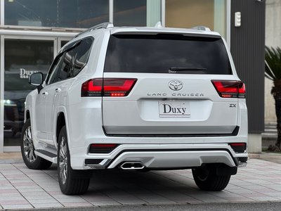 صورة 9 لـ 2025 Toyota LAND CRUISER 300