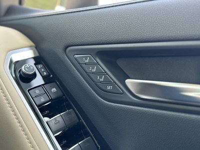 صورة مصغرة 73 لـ 2025 Toyota LAND CRUISER 300