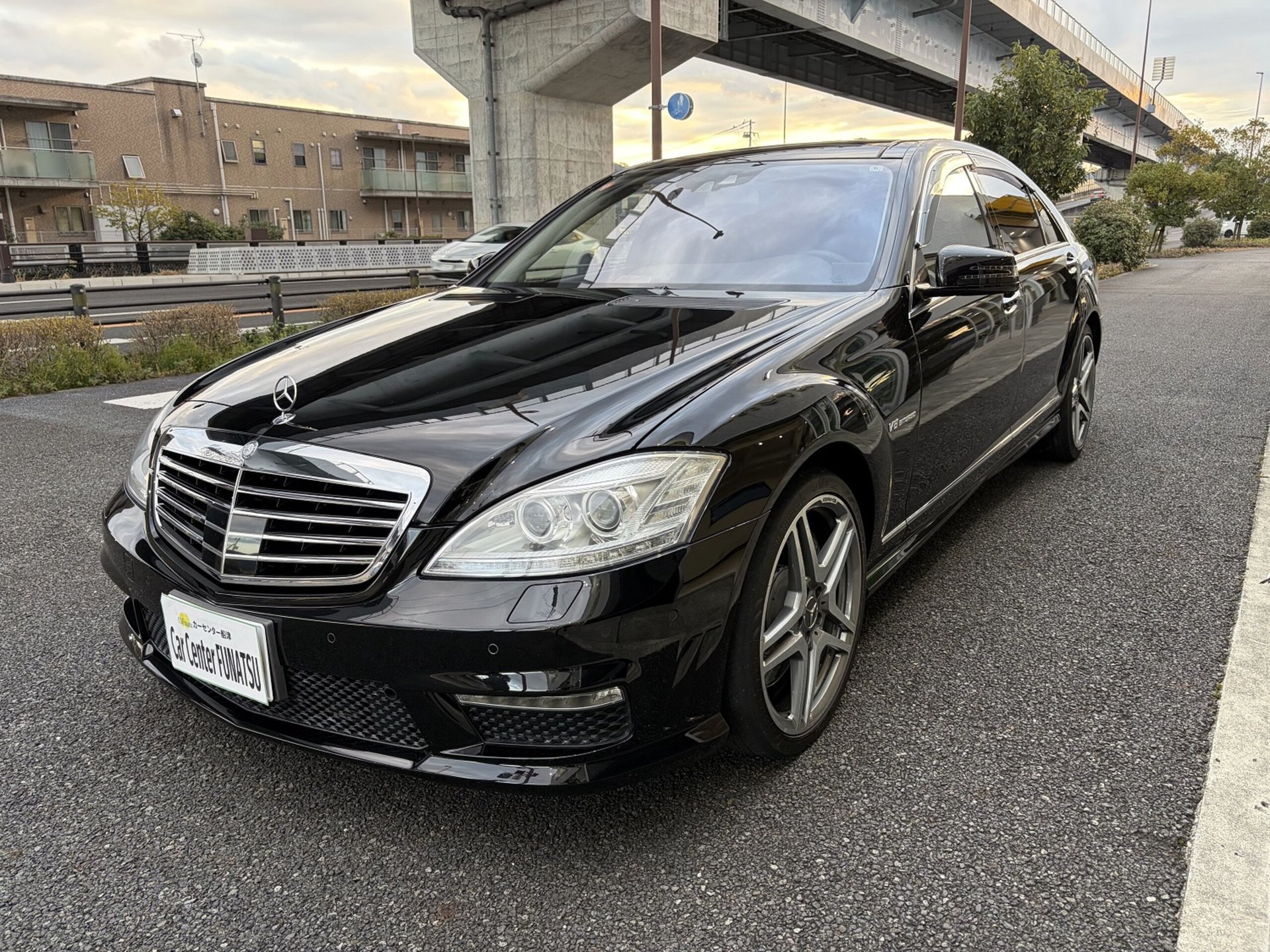 MERCEDES-BENZ S-CLASS AMG - View 1