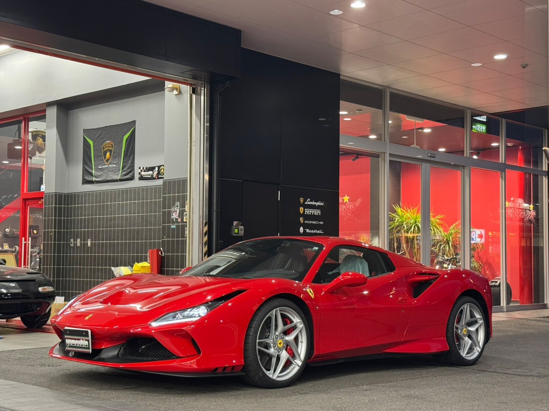 FERRARI F8 SPIDER - View 1