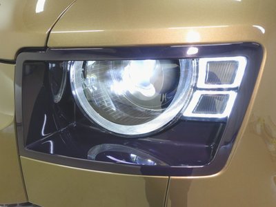 LAND ROVER DEFENDER - 3