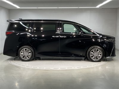 TOYOTA ALPHARD - 4