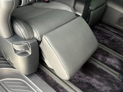 صورة 43 لـ 2020 Toyota ALPHARD
