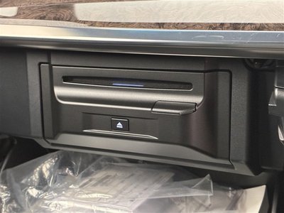 صورة 30 لـ 2020 Toyota ALPHARD