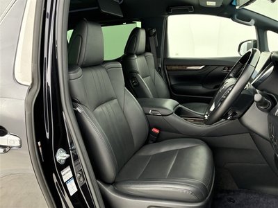 صورة 40 لـ 2020 Toyota ALPHARD