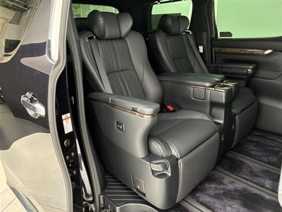 صورة 41 لـ 2020 Toyota ALPHARD