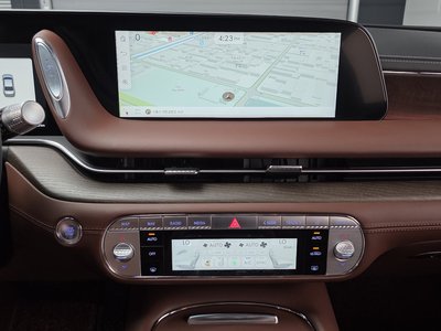 صورة مصغرة 18 لـ 2023 Genesis G90