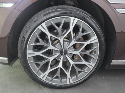 صورة 6 لـ 2023 Genesis G90