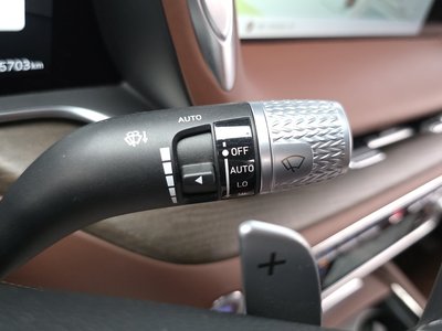 صورة مصغرة 13 لـ 2023 Genesis G90
