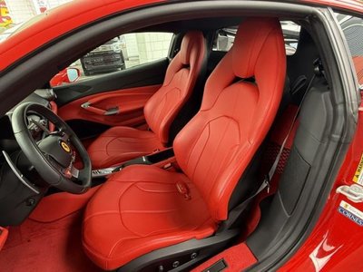 صورة 2 لـ 2022 Ferrari F8 TRIBUTO