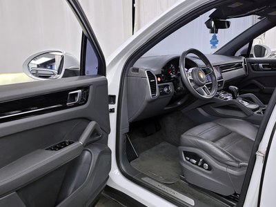 PORSCHE CAYENNE - 10