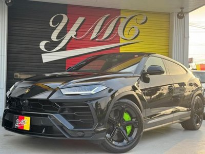 LAMBORGHINI URUS - 2