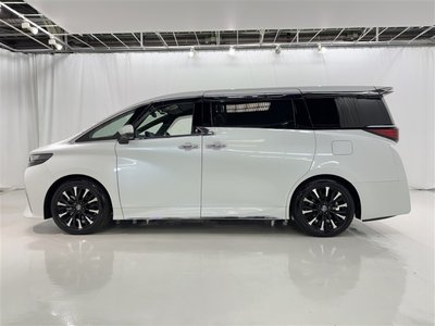 2025 TOYOTA ALPHARD photo 4