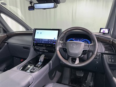 2025 TOYOTA ALPHARD photo 8