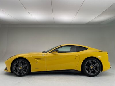 FERRARI F12 BERLINETTA